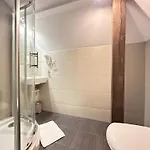 Bobrowy Dwor Bed & Breakfast