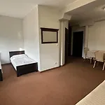 Bobrowy Dwor Panzió Szelków Stary