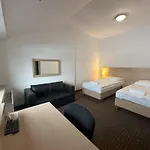 Bed & Breakfast Bobrowy Dwor