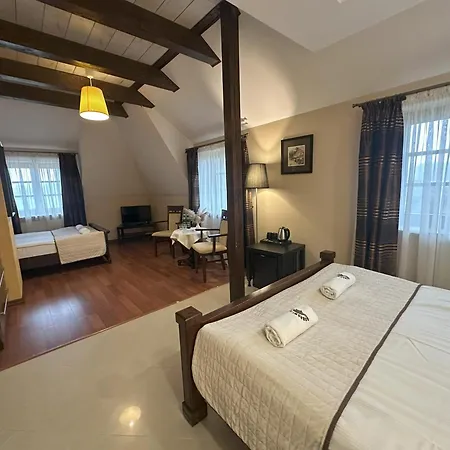 Bobrowy Dwór Szelków Stary