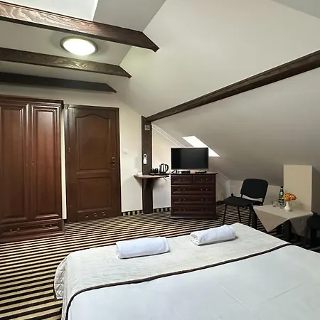 Alojamento de Acomodação e Pequeno-almoço Bobrowy Dwór