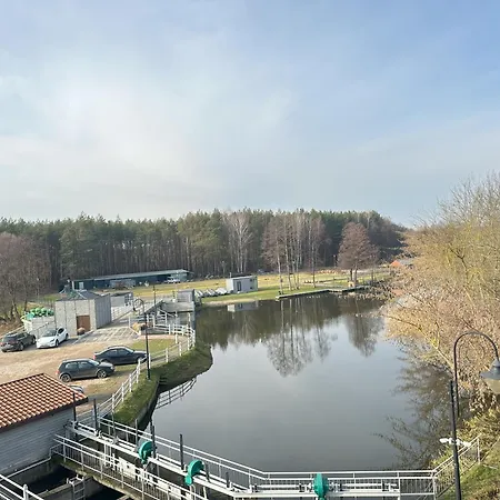 博布罗维沃尔酒店 Szelków Stary