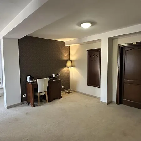 Bobrowy Dwor 3* Szelków Stary