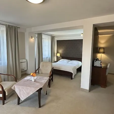 Alojamento de Acomodação e Pequeno-almoço Bobrowy Dwór Szelków Stary