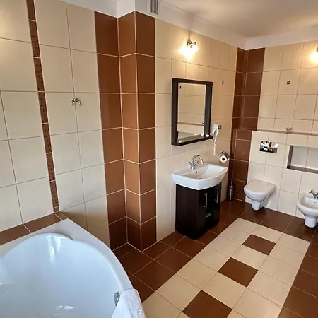 Bobrowy Dwór Alojamento de Acomodação e Pequeno-almoço Szelków Stary