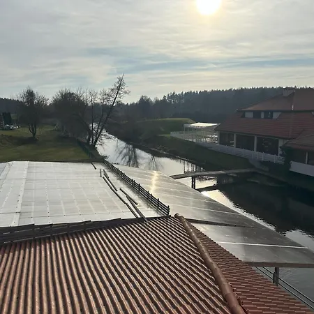 Bobrowy Dwór Nocleg ze śniadaniem 3*