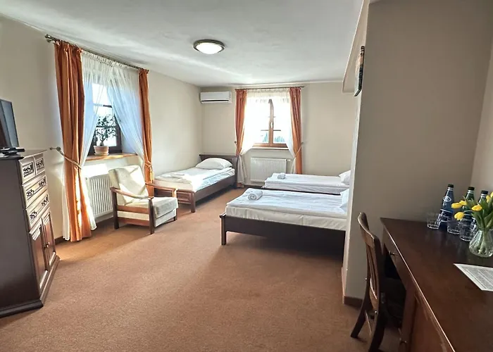 Nocleg ze śniadaniem Bobrowy Dwór 4*