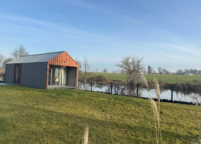 Bobrowy Dwór Nocleg ze śniadaniem 4*